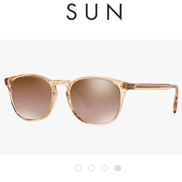 Oliver Peoples Accessories - Never worn, Oliver people’s Finley blush/rose lens